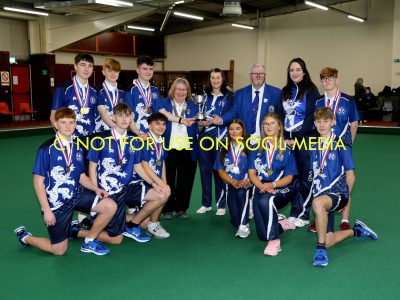 WINNERS-TEAM-SCOTLAND-WITH-TROPHY